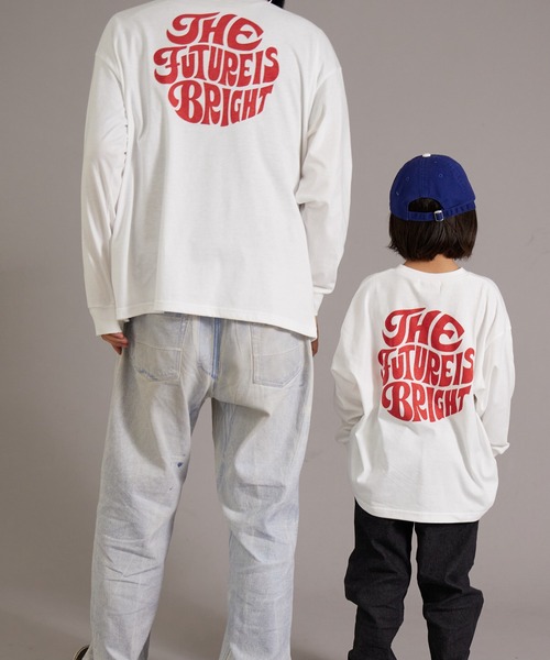 PAIRMANON STREET（ペアマノンストリート）の「【PAIRMANON STREET】【リンクコーデ】【大人サイズ】バックプリント 長袖 Tシャツ（Tシャツ/カットソー・メンズ・ブルー系その他2/ブラック系その他2/ホワイト系その他2/ブラック系その他5/ブラック系その他3/ブラック系その他/ブルー系その他/イエロー/ベージュ系その他/ホワイト系その他3/ホワイト系その他・FREE）」の13枚目の写真