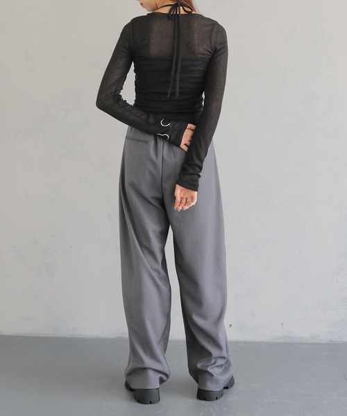 cheriella(シェリエラ)の「【cheriella】ビスチェレイヤードシアートップス BUSTIER LAYERED SHEER TOPS(Tシャツ/カットソー・レディース・ブラック/ライトグレー/チャコールグレー・M)」の9枚目の写真