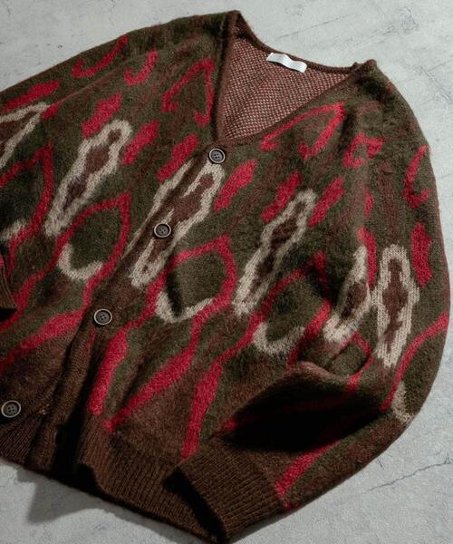 SENSE OF PLACE by URBAN RESEARCH(センスオブプレイスバイアーバンリサーチ)の「『ユニセックス』モヘアライクVネックカーディガン(カーディガン/ボレロ・メンズ・ブラウン/バーガンディー/ブルー・LARGE/MEDIUM)」の1枚目の写真