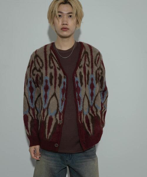 SENSE OF PLACE by URBAN RESEARCH(センスオブプレイスバイアーバンリサーチ)の「『ユニセックス』モヘアライクVネックカーディガン(カーディガン/ボレロ・メンズ・ブラウン/バーガンディー/ブルー・LARGE/MEDIUM)」の10枚目の写真