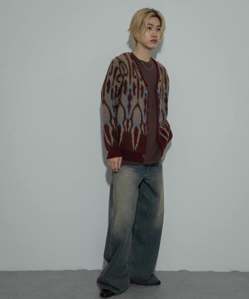 SENSE OF PLACE by URBAN RESEARCH(センスオブプレイスバイアーバンリサーチ)の「『ユニセックス』モヘアライクVネックカーディガン(カーディガン/ボレロ・メンズ・ブラウン/バーガンディー/ブルー・LARGE/MEDIUM)」の12枚目の写真