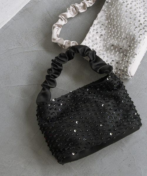 LE TALON（ルタロン）の「LE TALON スパンコールP BAG（ハンドバッグ・レディース・シルバー/ブラック・FREE）」の2枚目の写真