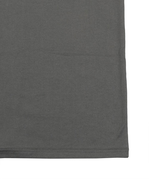 PUNYUS(プニュズ)の「ブラックパンサーレイヤードロンT(Tシャツ/カットソー・レディース・スミクロ/レッド・3/4)」の18枚目の写真