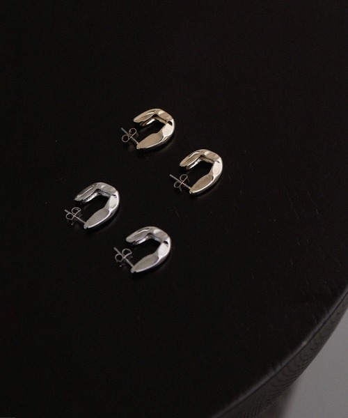 LIAN（リアン）の「ニュアンスメタルフープピアス（ピアス（両耳用）・レディース・ゴールド/シルバー・FREE）」の16枚目の写真