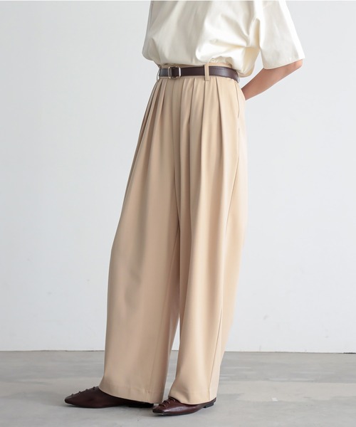 for/c（フォーシー）の「[低身長/高身長向けサイズ有]撥水4本タックカーブパンツ【サスティナブル】（スラックス・レディース・チャコールグレー/グレー/ブラック/ライトグレー/ブラウン/ネイビー/ベージュ・L/M/LL/MP/LP/TM）」の9枚目の写真