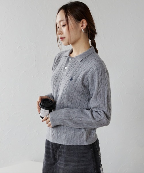 U.S. POLO ASSN.（ユーエスポロアッスン）の「ap retro別注【U.S. POLO ASSN./ユーエスポロアッスン】ワンポイントケーブルニットポロ（ニット/セーター・レディース・グレー/ライトピンク/ブラック/アイボリー/ベージュ/グリーン・L/M）」の15枚目の写真