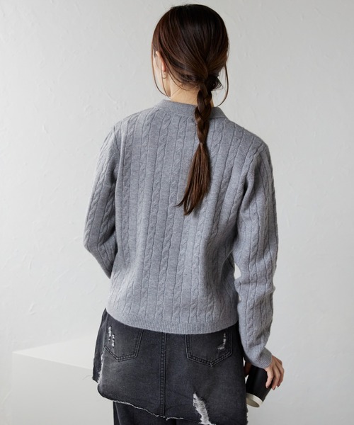 U.S. POLO ASSN.（ユーエスポロアッスン）の「ap retro別注【U.S. POLO ASSN./ユーエスポロアッスン】ワンポイントケーブルニットポロ（ニット/セーター・レディース・グレー/ライトピンク/ブラック/アイボリー/ベージュ/グリーン・L/M）」の16枚目の写真