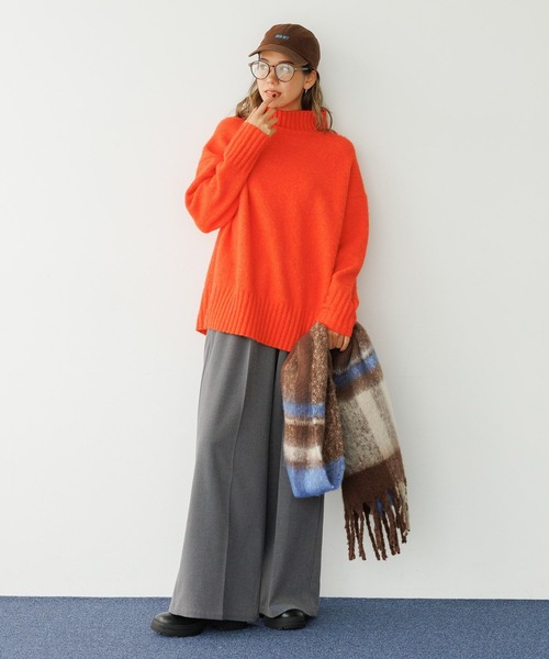 BAYFLOW（ベイフロー）の「[今年らしいボリューム感]チェックフトフリンジマフラー（ストール/ショール・レディース・ベージュ/ブラウン/グレー/ブルー・FREE）」の9枚目の写真