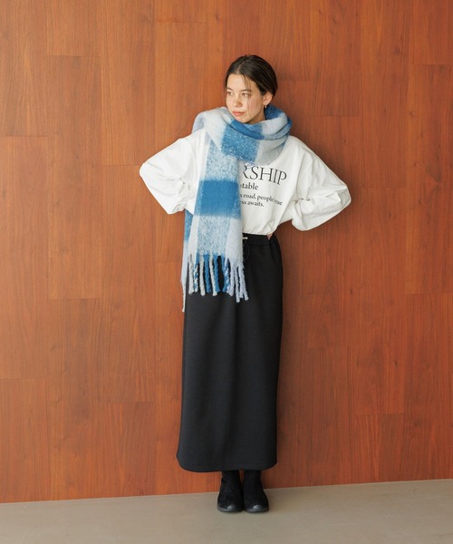 BAYFLOW（ベイフロー）の「[今年らしいボリューム感]チェックフトフリンジマフラー（ストール/ショール・レディース・ベージュ/ブラウン/グレー/ブルー・FREE）」の11枚目の写真