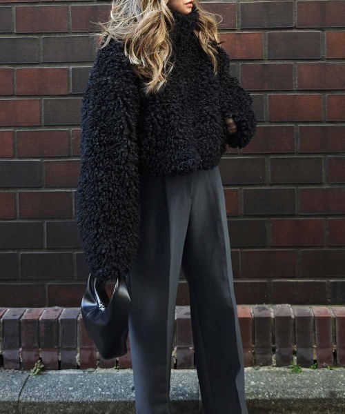 esutoreja（エストレジャ）の「プードルファーショートコート（その他アウター・レディース・チャコールアッシュ/アイボリー/ブラック・FREE）」の7枚目の写真