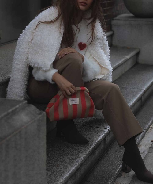 esutoreja（エストレジャ）の「プードルファーショートコート（その他アウター・レディース・チャコールアッシュ/アイボリー/ブラック・FREE）」の16枚目の写真