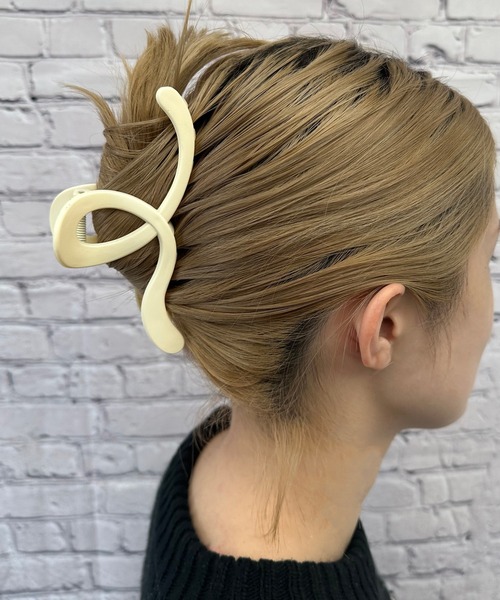 poiregnee（ポワニェ）の「［select］ドローイングヘアクリップ（バレッタ/ヘアクリップ・レディース・ブラック/アイボリー/グレイッシュベージュ・FREE）」の6枚目の写真