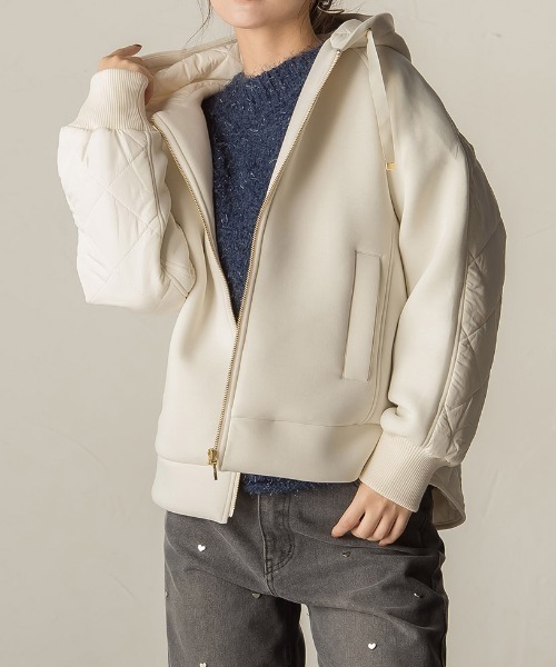 VICKY（ビッキー）の「キルトドッキングフーディージャケット≪洗濯機で洗える≫（その他アウター・レディース・ブラック/ブラウン/オフホワイト・M）」の2枚目の写真