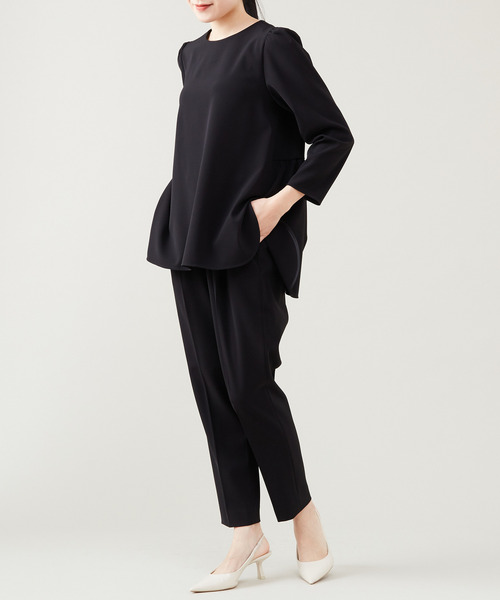 Tiara(ティアラ)の「パフスリーブオーバーブラウス(セットアップ対応)(シャツ/ブラウス・レディース・ネイビー/アイボリー/ブラック・FREE)」の20枚目の写真