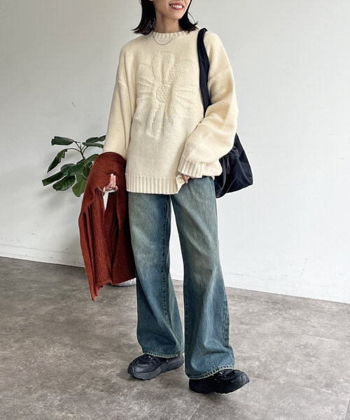 CPCM(シーピーシーエム)の「同色花柄ジャガードニット24(ニット/セーター・レディース・マスタード/アイボリー/グレー/ブルー・FREE)」の17枚目の写真