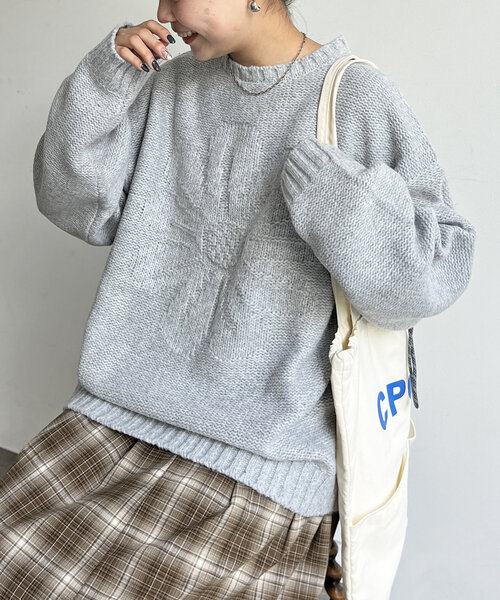 CPCM(シーピーシーエム)の「同色花柄ジャガードニット24(ニット/セーター・レディース・マスタード/アイボリー/グレー/ブルー・FREE)」の18枚目の写真