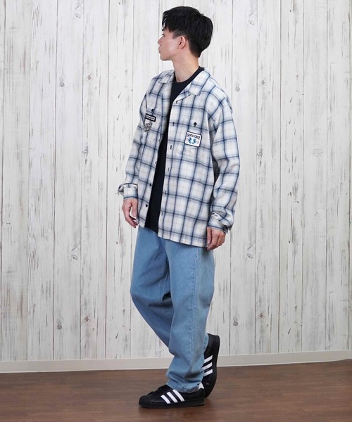 SANTA CRUZ(サンタクルーズ)の「【ムラサキスポーツ限定】SANTACRUZ/サンタクルーズ 長袖シャツ オンブレチェック ビックシルエット 502251201(シャツ/ブラウス・メンズ・ホワイト×ブルー/ブラック/ホワイト・L/M)」の9枚目の写真