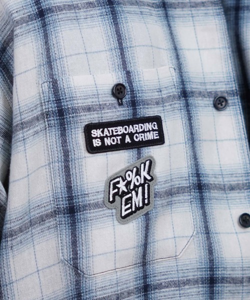 SANTA CRUZ(サンタクルーズ)の「【ムラサキスポーツ限定】SANTACRUZ/サンタクルーズ 長袖シャツ オンブレチェック ビックシルエット 502251201(シャツ/ブラウス・メンズ・ホワイト×ブルー/ブラック/ホワイト・L/M)」の12枚目の写真