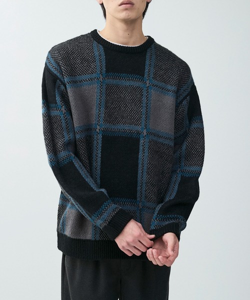 le cercle ADAM ET ROPE'(ルセルクルアダムエロペ)の「【mens】チェックパターンニットプルーバー(ニット/セーター・メンズ・チャコールグレー/ネイビー・L/M)」の5枚目の写真
