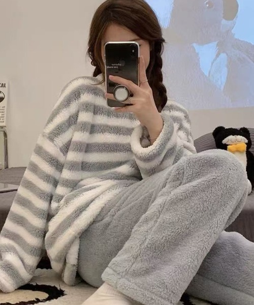 おしゃれスタ(オシャレスタ)の「もこもこシンプルボーダールームウェア 上下セット(ルームウェア/パジャマ・レディース・ブラック/グレー・M/L/XL/XXL)」の8枚目の写真