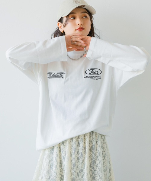 RAGEBLUE（レイジブルー）の「ワッペンモチーフ/刺繍ルーズロングTシャツ（Tシャツ/カットソー・レディース・ブラック/ホワイト/ピンク・FREE）」の2枚目の写真