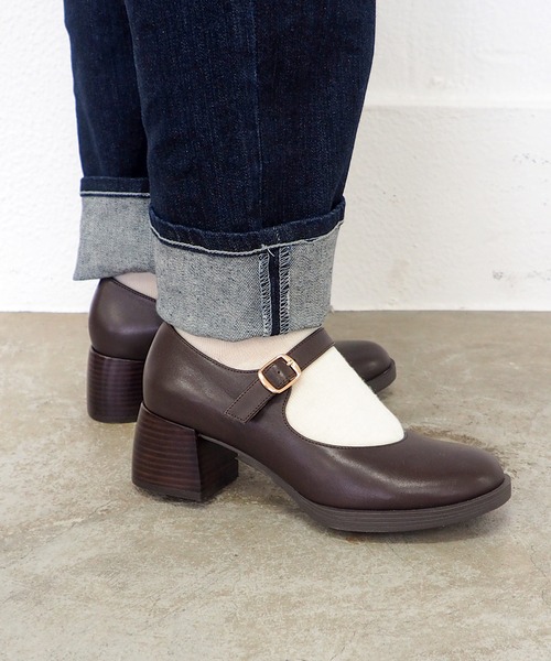 あしながおじさん（アシナガオジサン）の「ストラップパンプス　1310247（パンプス・レディース・ライトブルー/ブラック/ダークブラウン/マルチ/ベージュ系その他・24.5cm/24cm/23.5cm/23cm/22.5cm）」の16枚目の写真