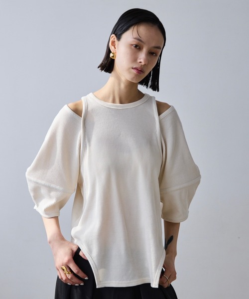 AIC.（エーアイシー）の「カットアウトコクーンスリーブサーマルトップス（Tシャツ/カットソー・レディース・キナリ/ブラック・FREE）」の13枚目の写真