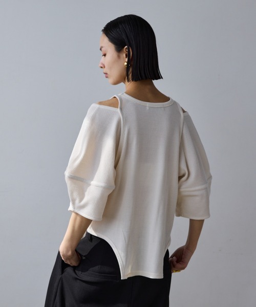 AIC.（エーアイシー）の「カットアウトコクーンスリーブサーマルトップス（Tシャツ/カットソー・レディース・キナリ/ブラック・FREE）」の15枚目の写真