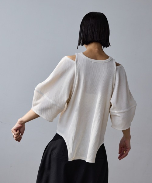 AIC.（エーアイシー）の「カットアウトコクーンスリーブサーマルトップス（Tシャツ/カットソー・レディース・キナリ/ブラック・FREE）」の18枚目の写真