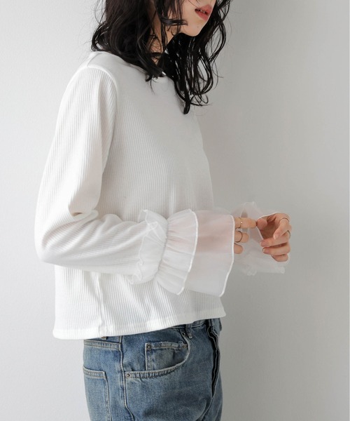 51700円のお品　フリル袖 トップス セール】 【ひんやり/プチプラ】女性らしさ溢れる お袖シアー