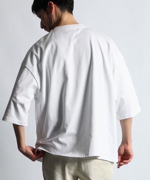 LANVIN en Bleu（ランバンオンブルー）の「2層構造 COOLMAX(クールマックス) ルーズフィット シンプルTシャツ（Tシャツ/カットソー・メンズ・ホワイト/ブラック/グレイッシュベージュ・50/48/46/52）」の11枚目の写真