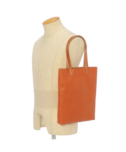 IL BISONTE(イルビゾンテ)の「IL BISONTE / ORIGINAL LEATHER / トートバッグ(トートバッグ・レディース・レッド/グレー/ネイビー/ダークブラウン/ブラック/ライトブラウン/ナチュラル・FREE)」の13枚目の写真