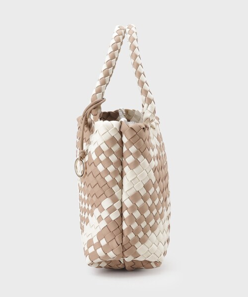 UNTITLED（アンタイトル）の「カラーメッシュトート（トートバッグ・レディース・アイボリー系4/ダークグリーン系4/ベージュ系4・99）」の8枚目の写真