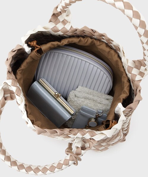 UNTITLED（アンタイトル）の「カラーメッシュトート（トートバッグ・レディース・アイボリー系4/ダークグリーン系4/ベージュ系4・99）」の14枚目の写真