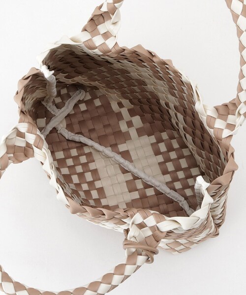 UNTITLED（アンタイトル）の「カラーメッシュトート（トートバッグ・レディース・アイボリー系4/ダークグリーン系4/ベージュ系4・99）」の15枚目の写真