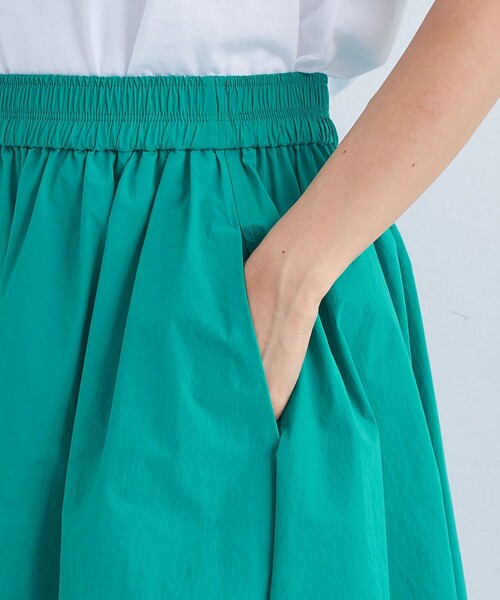 green label relaxing（グリーンレーベルリラクシング）の「ボリューム ギャザー フレア スカート（スカート・レディース・ブラック/ベージュ/ケリーグリーン・FREE）」の15枚目の写真