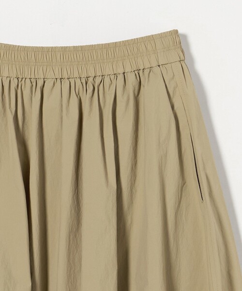 green label relaxing（グリーンレーベルリラクシング）の「ボリューム ギャザー フレア スカート（スカート・レディース・ブラック/ベージュ/ケリーグリーン・FREE）」の22枚目の写真