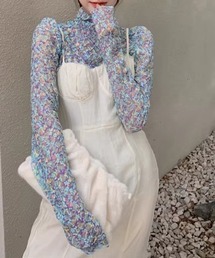 CELENA BEATS（セレナビーツ）の「花柄 メローシャーリング レース シアートップス（Tシャツ/カットソー）」