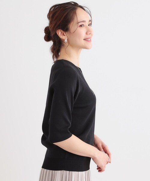 DRESKIP（ドレスキップ）の「【高レビュー/洗える/S-LL】季節の変わり目から活躍 多機能 5分袖ニット（ニット/セーター・レディース・ベージュ系2/ブラック/スモーキーグリーン系/オフホワイト/ブラック系2・01/02/03/04）」の7枚目の写真