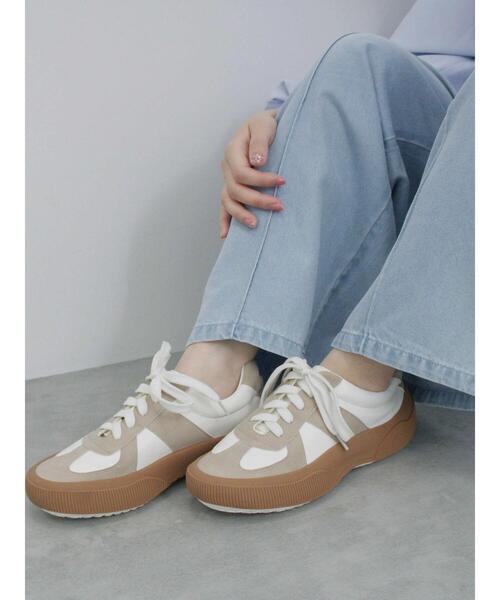 Samansa Mos2 blue（サマンサモスモスブルー）の「ジャーマントレーナー厚底スニーカー（ドレスシューズ・レディース・ブラック/オフホワイト・M/L）」の2枚目の写真