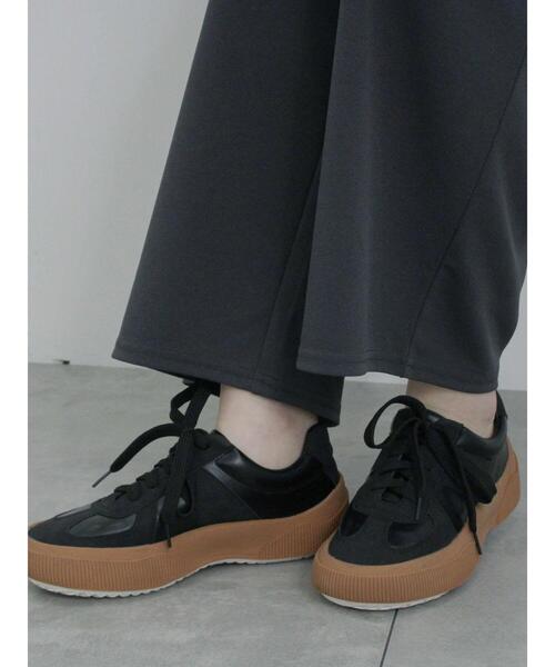 Samansa Mos2 blue（サマンサモスモスブルー）の「ジャーマントレーナー厚底スニーカー（ドレスシューズ・レディース・ブラック/オフホワイト・M/L）」の19枚目の写真