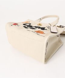 COACH（コーチ）の「カーゴ トート バッグ 20・スケッチ プリント
