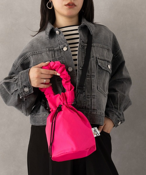 Drifter(ドリフター)の「【Drifter】GATHER HANDLE POUCH DFV1209(ハンドバッグ・レディース・ブラック/ブルー/グリーン/ピンク・FREE)」の4枚目の写真