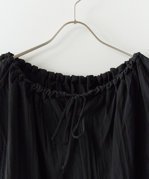 ROOPTOKYO（ループトウキョウ）の「Ribbon sleeveless blouse / リボンノースリーブブラウス（シャツ/ブラウス・レディース・イエロー/ホワイト/ブラック/サックスブルー・FREE）」の5枚目の写真