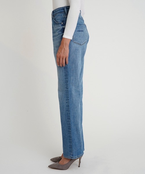 YANUK(ヤヌーク)の「ストレート "LOUISE"(デニムパンツ・レディース・ブルー・21inch/22inch/23inch/24inch/25inch/26inch/27inch)」の5枚目の写真