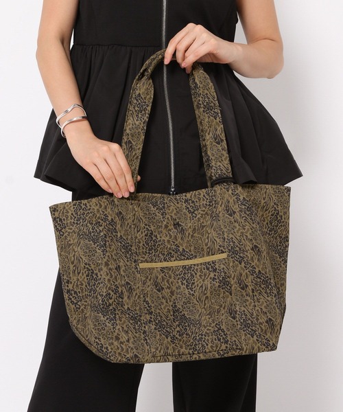 HEREIAM（ヘレイアム）の「【HEREIAM】撥水/ＷロゴマルチトートBAG（トートバッグ・レディース・カモフラージュ/レオパード/レッド/バイオレット/ブラック・FREE）」の22枚目の写真