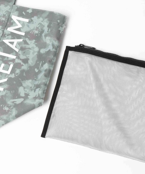 HEREIAM（ヘレイアム）の「【HEREIAM】撥水/ＷロゴマルチトートBAG（トートバッグ・レディース・カモフラージュ/レオパード/レッド/バイオレット/ブラック・FREE）」の6枚目の写真