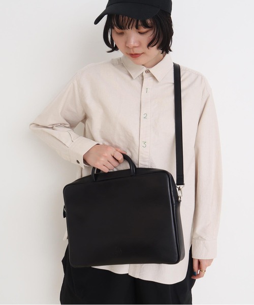 I am I in fact...(アイアムアイインファクト)の「ICY document 2way bag(ショルダーバッグ・レディース・ブラック・FREE)」の14枚目の写真