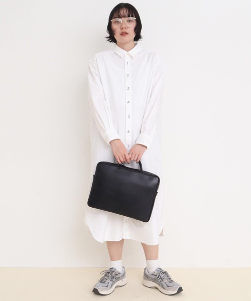 I am I in fact...(アイアムアイインファクト)の「ICY document 2way bag(ショルダーバッグ・レディース・ブラック・FREE)」の11枚目の写真