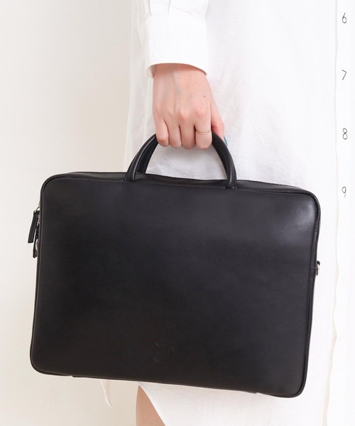 I am I in fact...(アイアムアイインファクト)の「ICY document 2way bag(ショルダーバッグ・レディース・ブラック・FREE)」の7枚目の写真